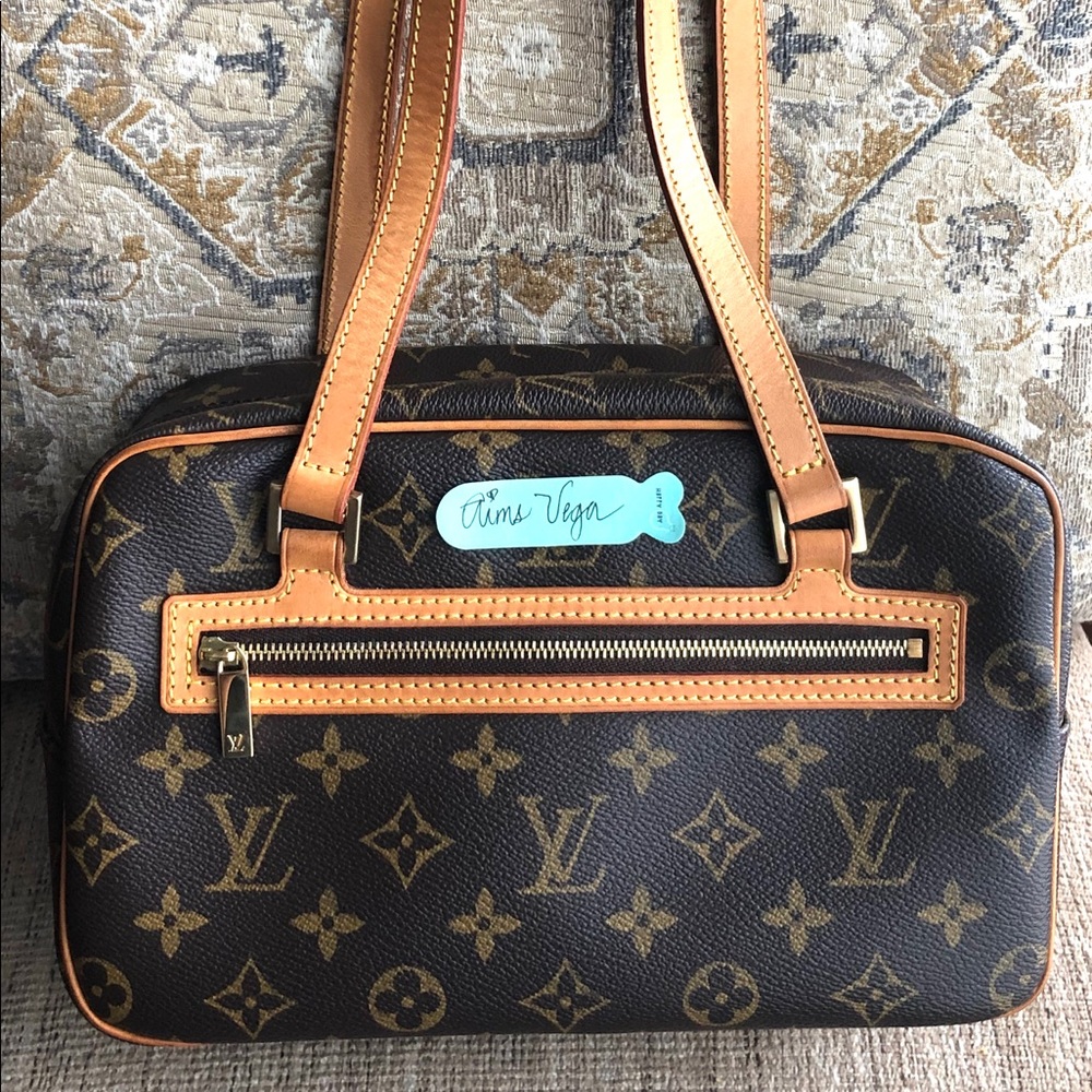 💐 V I V A 🔹C I T E 💐  Authentic LV